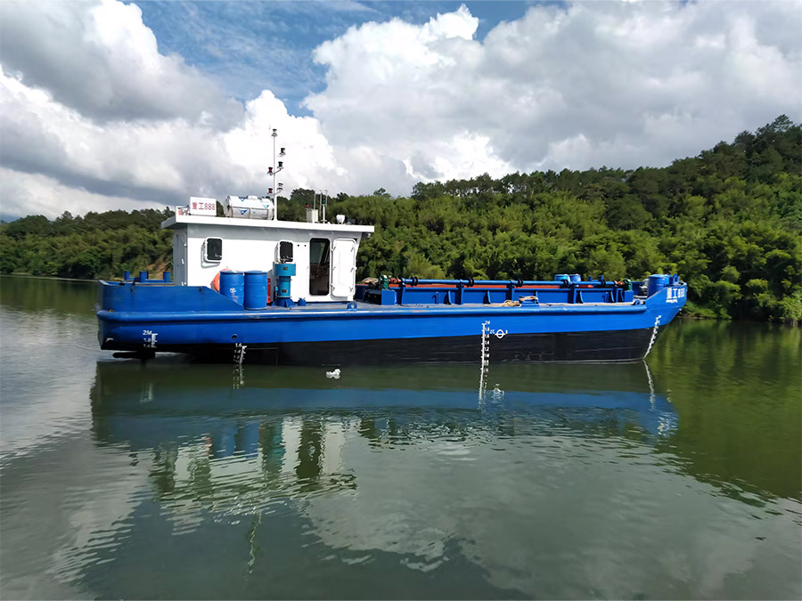 開體運輸船現(xiàn)場案例